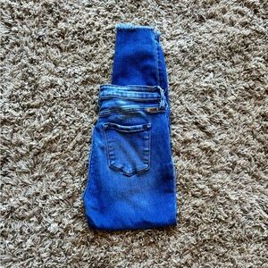 KanCan Distressed Blue Ankle Jeans